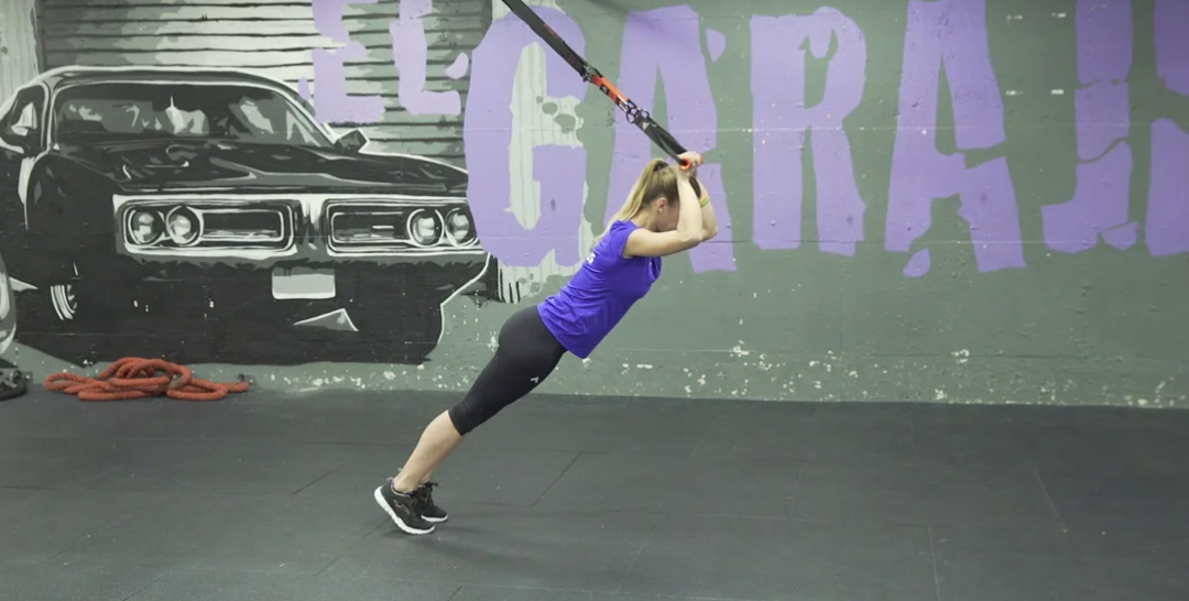 Extensión de triceps en TRX